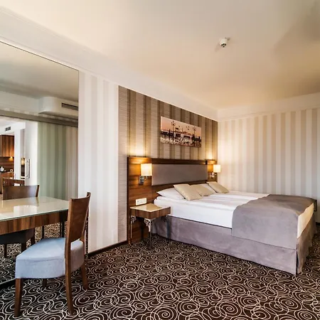 Lord - Airport 4* Βαρσοβία