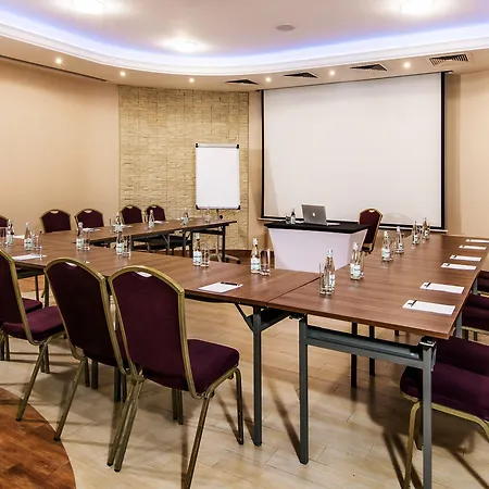 Lord - Airport 4* Βαρσοβία