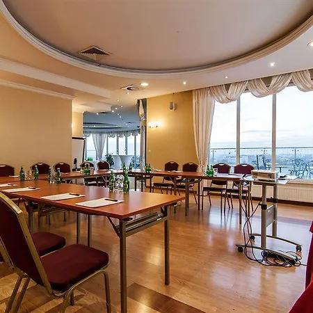Lord - Airport 4* Warszawa