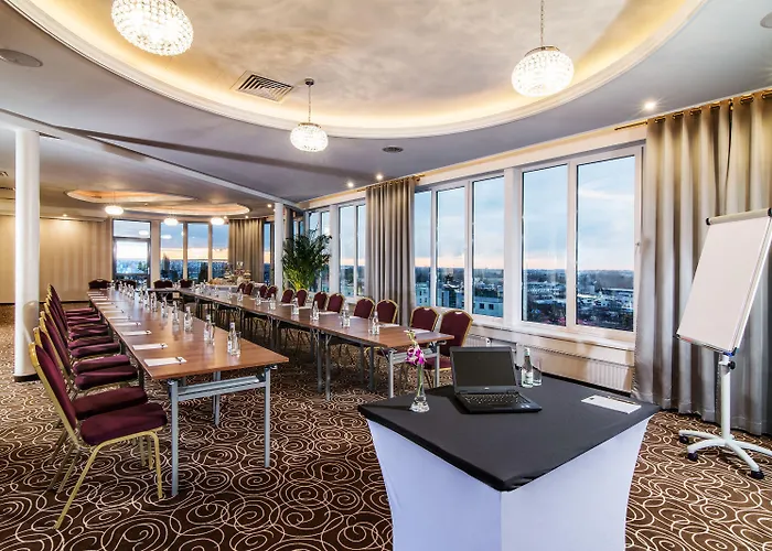 Lord - Airport Hotel Warszawa