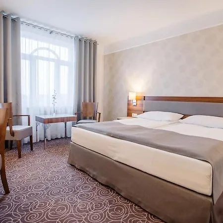 Hotel Lord - Airport Warsaw