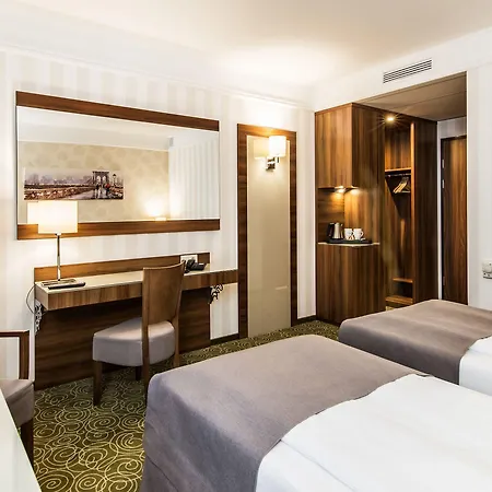 Hotel Lord - Airport Warszawa