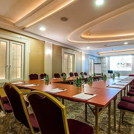 Lord - Airport Hotel 4*
