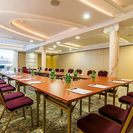 Lord - Airport Hotel