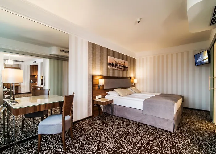 Lord - Airport 4* Warszawa