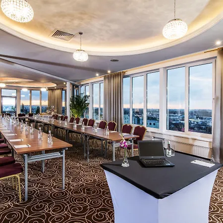 Lord - Airport Hotel Warszawa