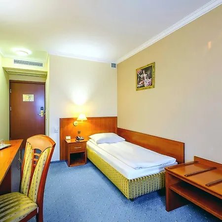 Lord - Airport Hotel