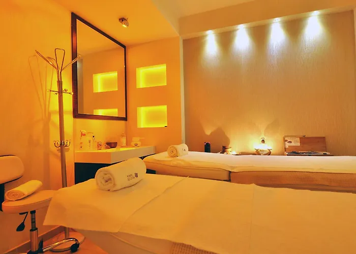 Lord - Airport Hotel Warsaw